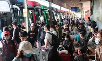 Bến xe lớn nhất Sài Gòn đông nghẹt ngày giáp Tết