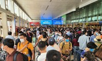 Điều tiết tăng chuyến bay đêm để giảm ùn tắc sân bay giáp Tết