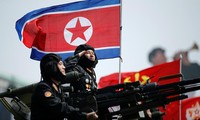 Binh sĩ Triều Tiên tham gia diễu binh tại Bình Nhưỡng ngày 15/4/2017. Ảnh: Reuters
