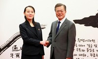 Bà Kim Yo-jong gặp Tổng thống Hàn Quốc Moon Jae-in. Ảnh: Reuters