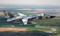 Máy bay Su-24 Ukraine bị bắn rơi gần biên giới Belarus