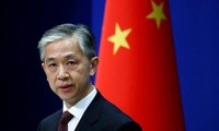 Bắc Kinh trừng phạt quan chức Lithuania vì thăm đảo Đài Loan (Trung Quốc)