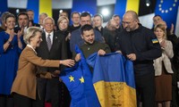 Hé lộ quy tắc trang phục với các quan chức EU khi đến thăm Ukraine