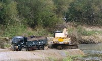 Xã tự ý cấp phép cho DN khai thác cát khi chưa được cấp có thẩm quyền cho phép.