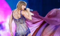 Fan Taylor Swift giận dữ vì có vé chưa chắc đã được vào xem &quot;The Eras Tour&quot;