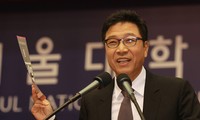“Ông trùm” SM Lee Soo Man: “Trong tương lai, con người sẽ có quốc tịch của &apos;quốc gia ảo&apos;”