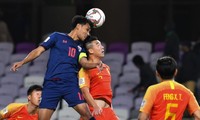 Thái Lan chia tay Asian Cup 2019 khi thua ngược Trung Quốc.
