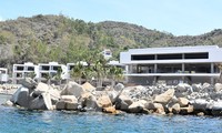 Nhiều vi phạm, dự án lấn biển Vịnh Nha Trang được &apos;bật đèn xanh’ làm tiếp