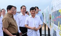 Thủ tướng Phạm Minh Chính thị sát các dự án trọng điểm tại Bình Dương