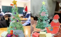Lớp học sinh động với cây thông từ giấy màu, ghế nhựa, có cả... phương trình Hóa học