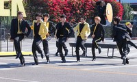 BTS tại &quot;Concert Crosswalk&quot; có gì thú vị khiến fan muốn thần tượng tham gia nhiều lần nữa?