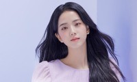 Nhìn bộ ảnh quảng cáo mới của Jisoo mà netizen thở phào “May bình thường Jisoo không thế”