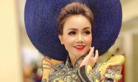 &apos;Choáng váng&apos; trước phản ứng của con gái diễn viên Hoàng Yến trước việc mẹ có 4 đời chồng