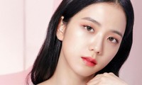 Dù phải đối đầu với Song Hye Kyo, diễn viên tân binh Jisoo vẫn lập thành tích đáng nể này