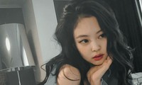 Jennie BLACKPINK trên cơ Ngu Thư Hân, Wendy Red Velvet khi đụng hàng nhờ không làm gì cả