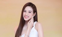 Hoa hậu Đỗ Thị Hà mách tuyệt chiêu trang điểm trong 5 phút vẫn xinh đẹp rạng ngời