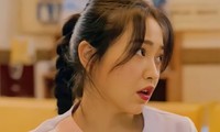 Sau Jennie (BLACKPINK), tới lượt Yeri (Red Velvet) nhận &quot;gạch đá&quot; chỉ vì mặc đồ y tá lệch chuẩn
