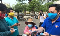 Phiên chợ 0 đồng đến với người nghèo trong đại dịch COVID-19