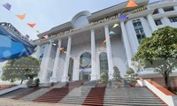 Điểm chuẩn Trường ĐH Sư phạm TPHCM cao “chót vót”, nhiều ngành 9 điểm mỗi môn vẫn rớt