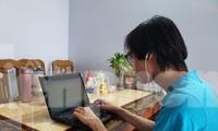 Việc dạy và học online đang gây nhiều áp lực cho cả người học lẫn người dạy
