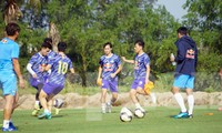 Người hâm mộ Hải Phòng hào hứng xem Hà Nội, HAGL, Viettel tập trước ngày khai mạc giải tứ hùng