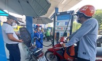 Trong 90 ngày, Quỹ bình ổn xăng dầu "đốt" 2.155 tỷ đồng. Ảnh minh họa 