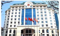 Tổng cục Thuế yêu cầu luân chuyển, điều động cán bộ thuế nhằm hạn chế tối đa tiêu cực. Trong ảnh, trụ sở Tổng cục Thuế