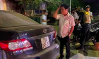 Ông Nguyễn Văn Điều tại hiện trường vụ tai nạn - Ảnh: Hoàng Long