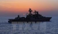 Tàu khu trục Phó Đô đốc Kulakov của Hải quân Nga hoạt động tại đông Địa Trung Hải năm 2017. Nguồn: AP/TTXVN