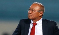 HLV Park Hang Seo đi xem Quang Hải, Duy Mạnh đá V.League