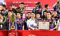 Giây phút CLB Hà Nội đăng quang Siêu Cúp 2018.