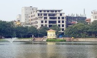 Bí ẩn khu nhà ở cán bộ bỏ hoang trên đất &apos;kim cương&apos; Hà Nội
