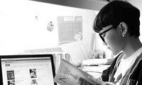 Học sinh lớp 10 học trực tuyến thông qua giải pháp VNPT E-learning trong đại dịch COVID-19.
