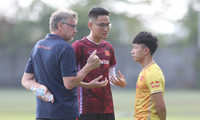 HLV Troussier sẽ giúp U22 Việt Nam bảo vệ thành công HCV SEA Games 32? (ảnh Hữu Phạm)
