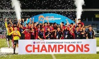 U15 Việt Nam hạ Thái Lan để giành ngôi vô địch ngay trên đất Thái. Ảnh: Vnexpress.