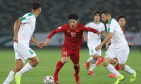 Cả hai bàn thắng của đội tuyển Việt Nam vào lưới Iraq đều có dấu ấn của Công Phượng. Ảnh: Zing
