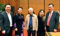 Bà Nguyễn Thị Kim Ngân tiếp tục điều hành kỳ họp cho đến khi Quốc hội bầu được Chủ tịch mới