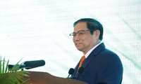 Thủ tướng đề nghị các doanh nghiệp tìm hiểu kỹ, đầu tư nghiêm túc vào Gia Lai