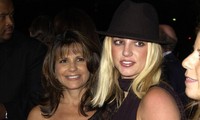 Mẹ ruột tiết lộ Britney Spears ‘sợ hãi và thù hận’ cha