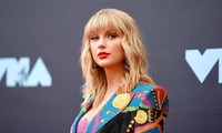 10 nhạc sĩ ‘cá kiếm’ nhất năm 2021: Taylor Swift bét bảng, thua Top 1 hơn 500 triệu USD