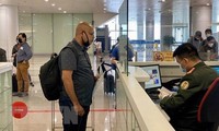 Tăng cường khai báo y tế điện tử đối với hành khách nhập cảnh Việt Nam