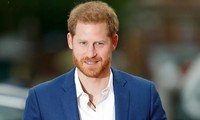 Harry: &apos;Chuyện chưa kể về Vua Charles và William đủ viết cuốn sách khác&apos;