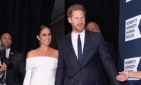 Hoàng gia Anh tiếp đón Harry và Meghan dự lễ đăng cơ