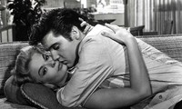 Huyền thoại Elvis tự tử vì sở thích yêu những bé gái 14 tuổi