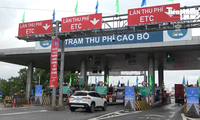 Cận cảnh thu phí không dừng ETC tại cao tốc Cầu Giẽ - Ninh Bình