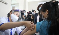 Việt Nam tiếp nhận hơn 1,6 triệu liều vắc xin phòng COVID-19