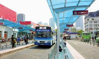 Sau vòng xoay Quách Thị Trang, trạm xe buýt trung tâm chính thức được di dời để phục vụ metro