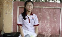 Nữ sinh bị cưa chân với ước mơ vào trường ĐH Luật TP.HCM