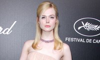 Tin nổi không, Elle Fanning ngất xỉu giữa liên hoan phim Cannes vì mặc váy quá chật