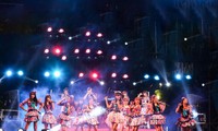 Nhóm nhạc đông dân nhất Việt Nam SGO48 trình diễn tại Lễ hội âm nhạc quốc tế Hozo